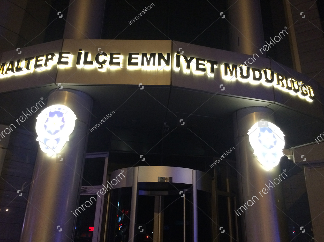 gold-isikli-kutu-harf-tabela