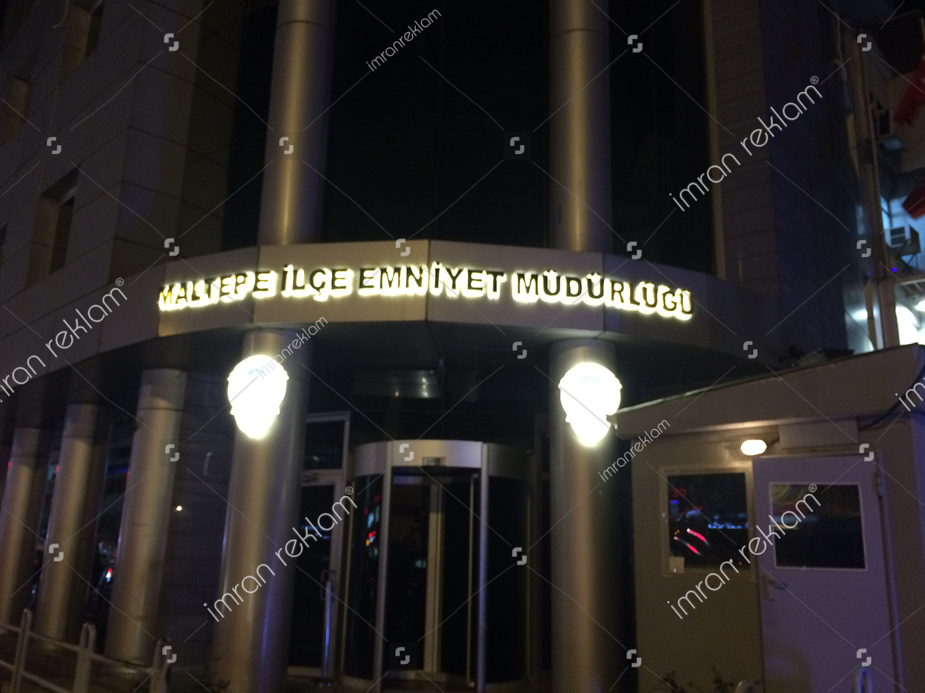 gold--led-isikli-kutu-harfli-tabela-(3)