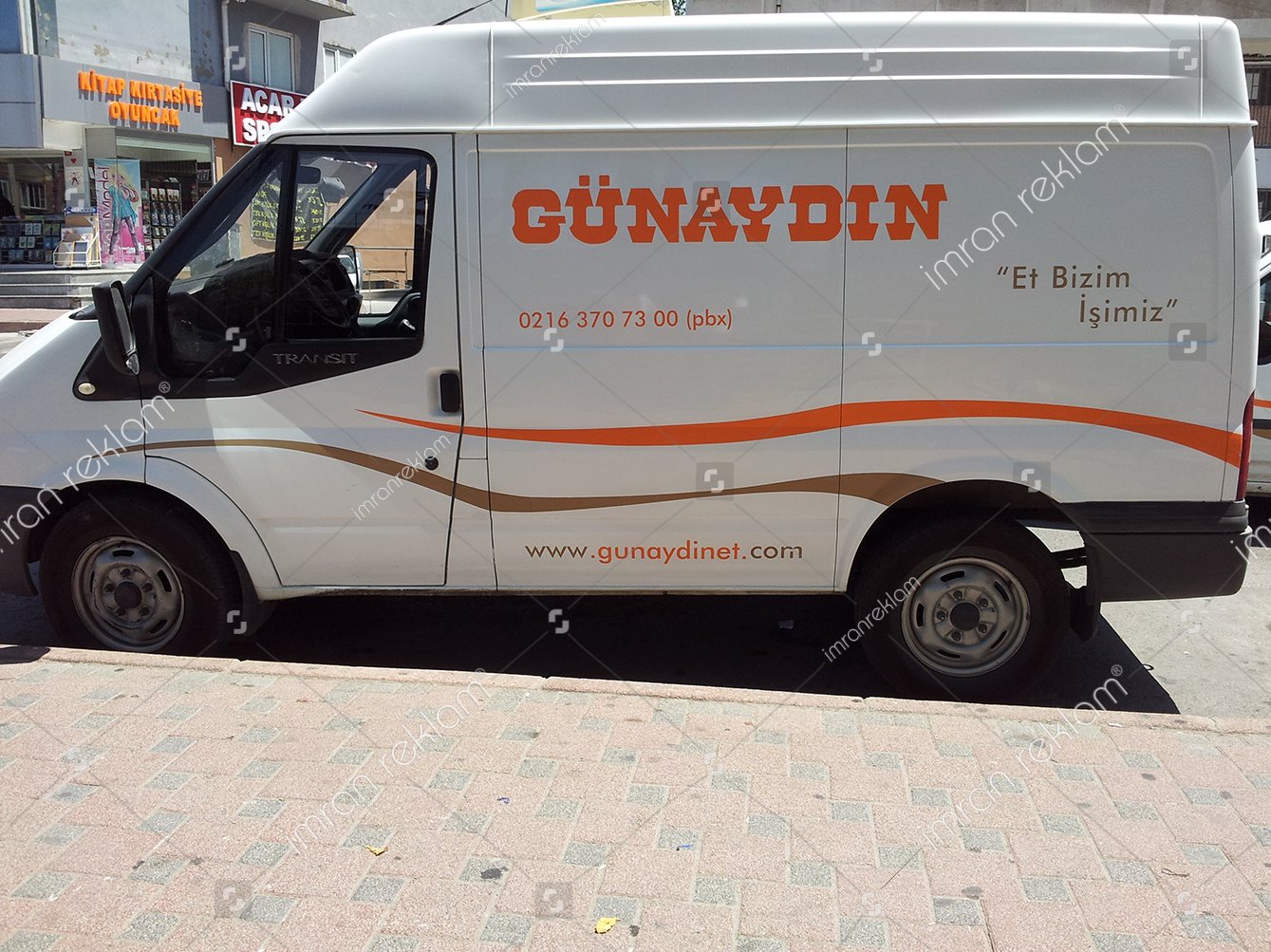Ford Transit kısmi logo yazı uygulama
