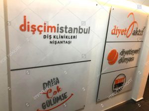 diyetisten-pleksi-kapı-tabelası
