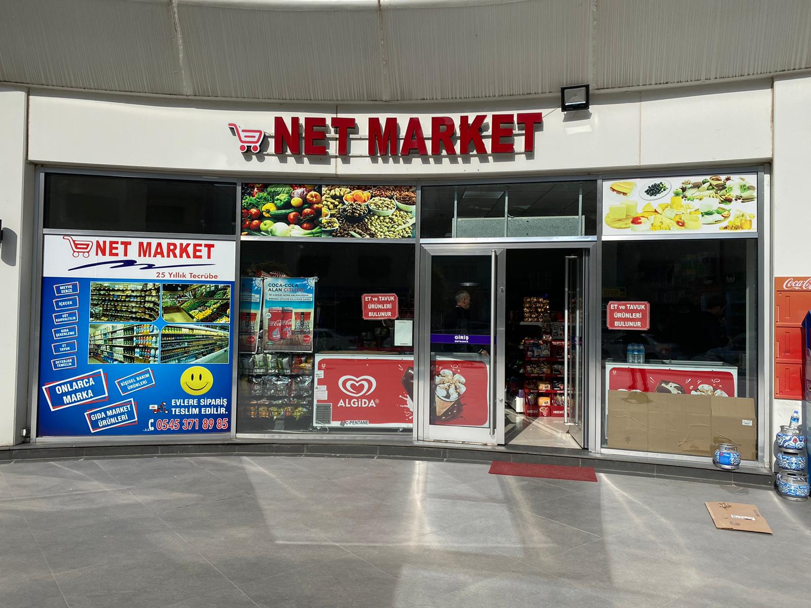Işıklı market tabelaları
