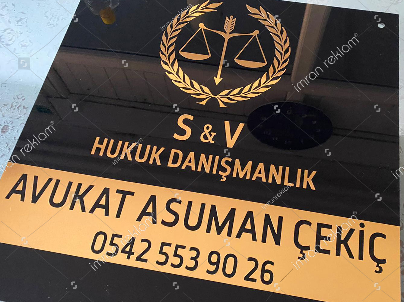 Hukuk Danışmanlık Ofisi Pleksi Kapı Tabelası