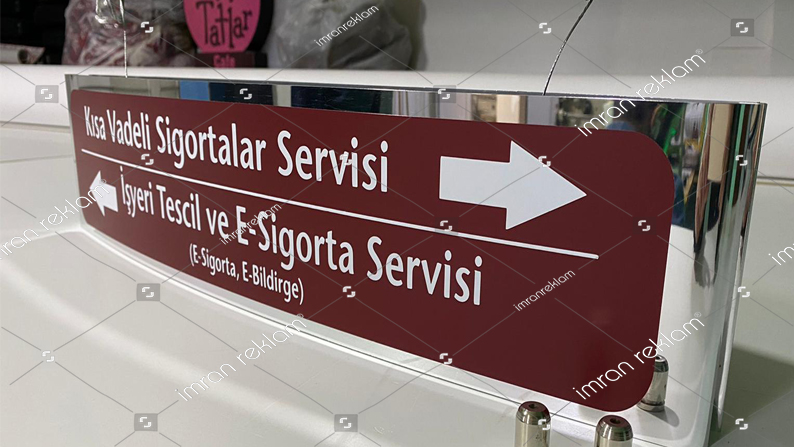 Tavandan Asmalı Yönlendirme Tabelası