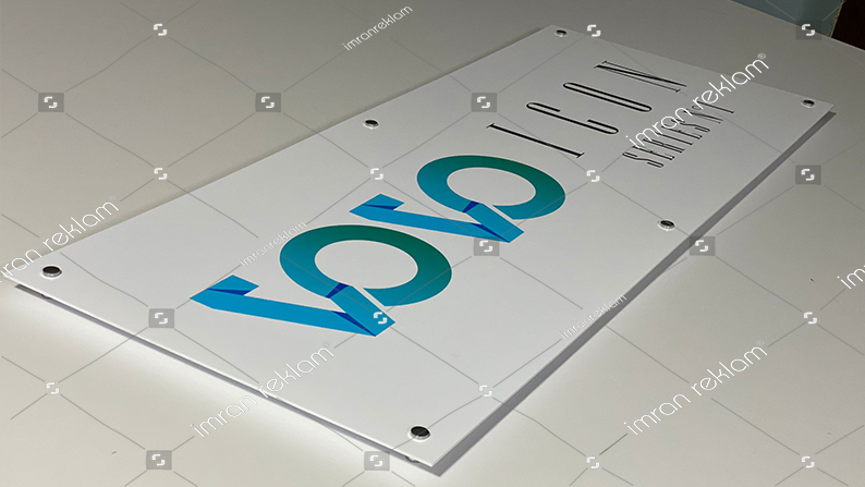 Dekoratif Vidalı Pleksi Kapı Tabelası