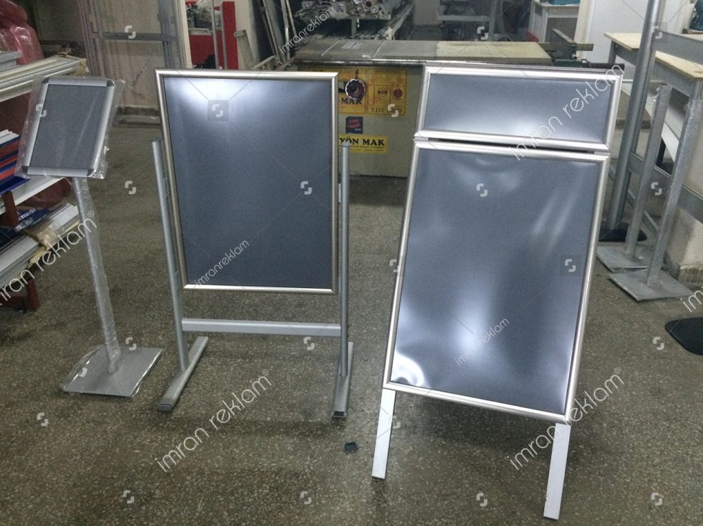 Orhangazi Caddesi Ayaklı Tabela Modelleri