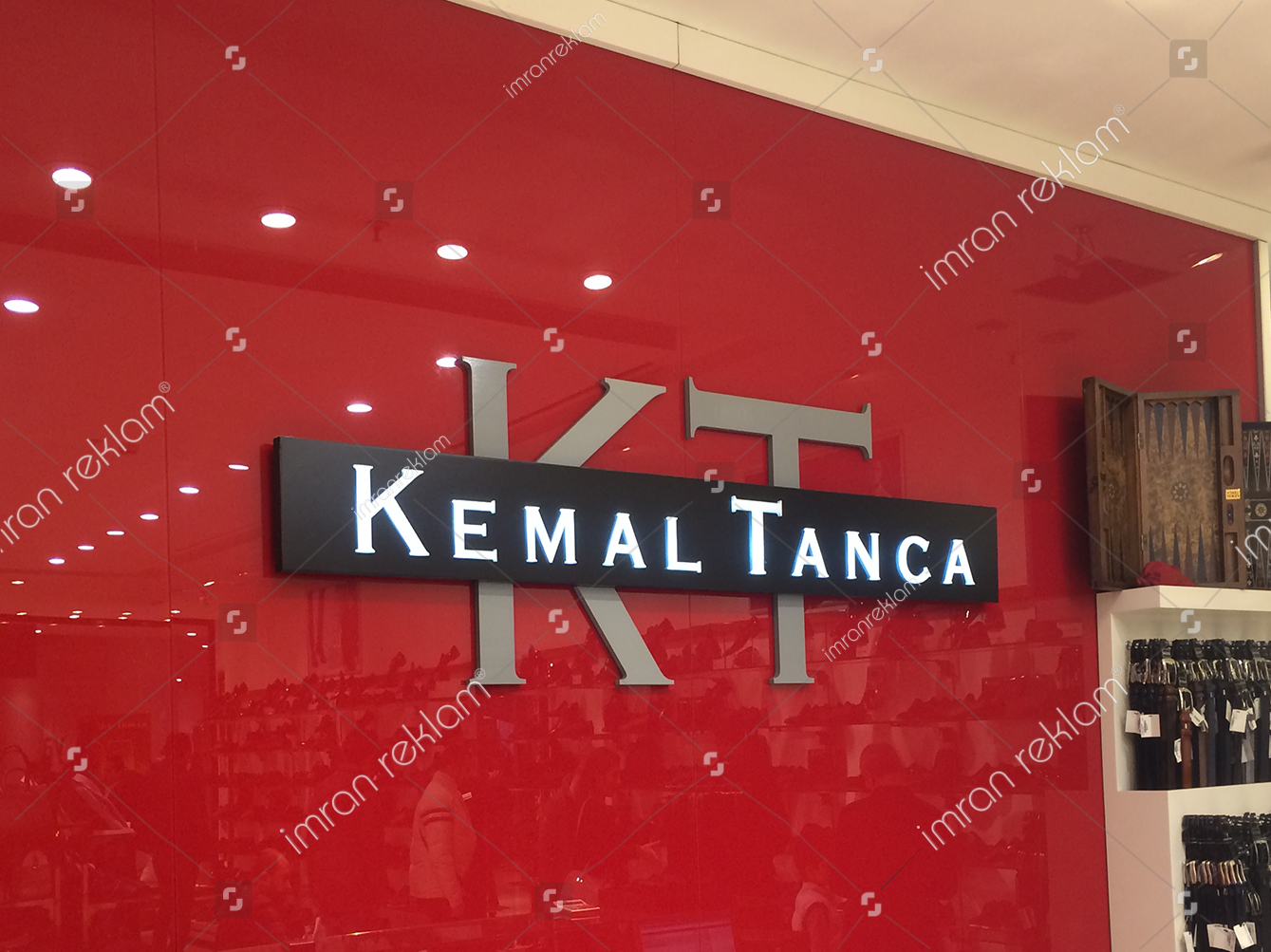 Piazza Maltepe Alışveriş Merkezi Bershka Tabela Tamiri