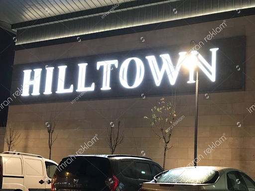 Hilltown Alışveriş Merkezi Penti Tabela Tamiri