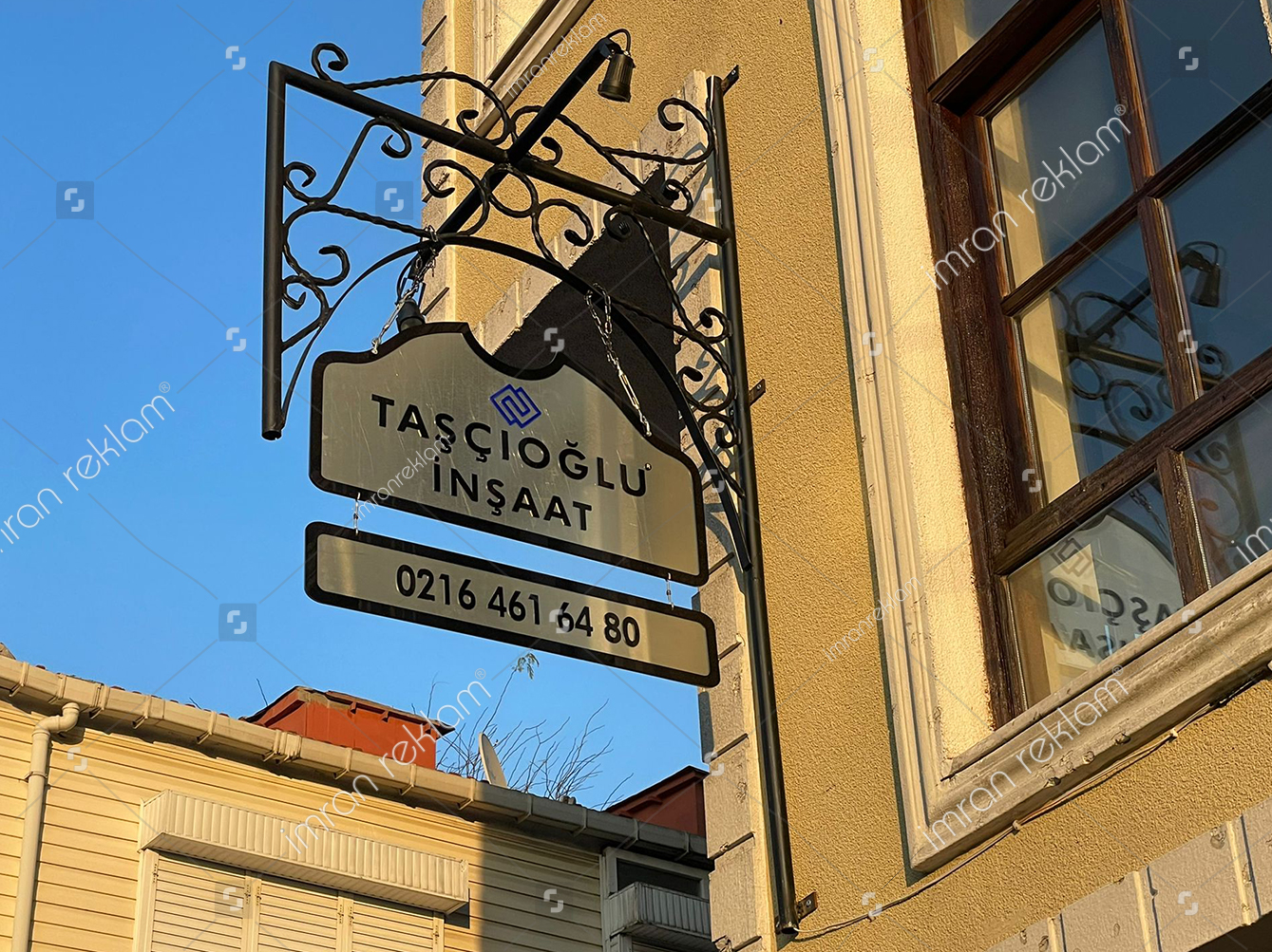 Projektör-Aydınlatmalı-Ferforje-Tabela