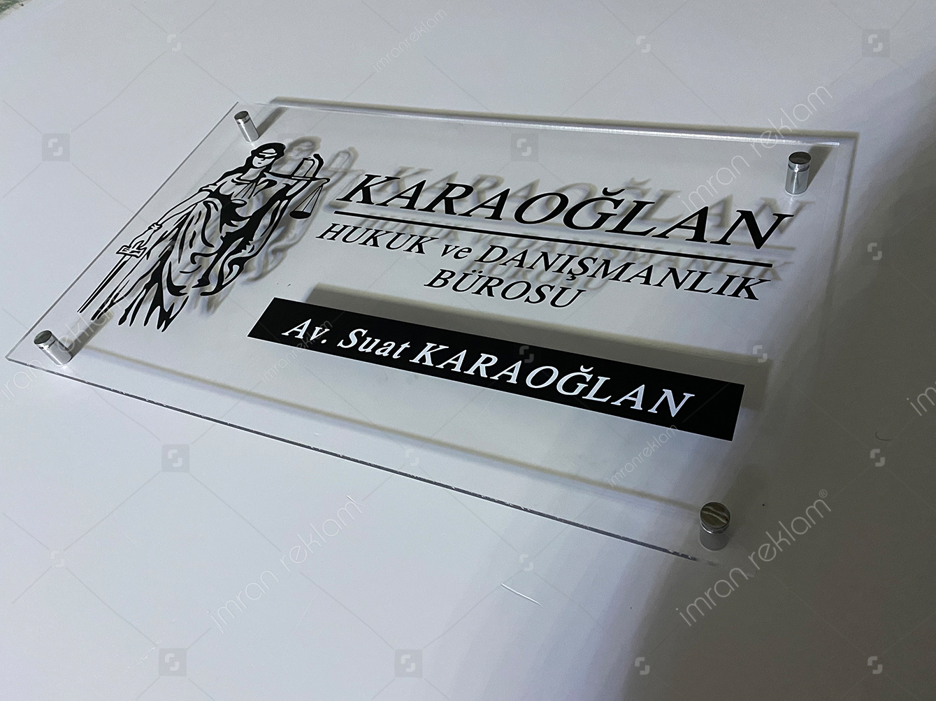 5-mm-seffaf-pleksi-hukuk-danismanlik-ofisi-kapi-tabelasi