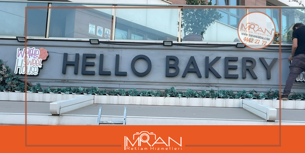 Kartal Işıklı Waffle Cafe Tabelası